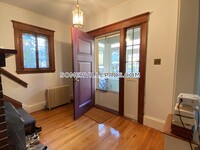 16 Chetwynd Rd, Unit 1 in Somerville, MA - Building Photo - Building Photo