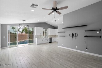 1671 E Milky Way in Gilbert, AZ - Building Photo - Building Photo