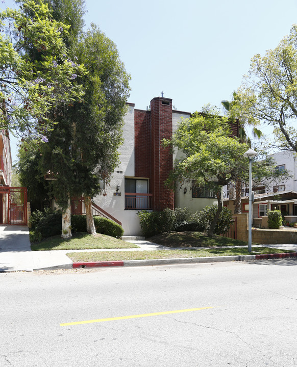 422 N Jackson St in Glendale, CA - Foto de edificio