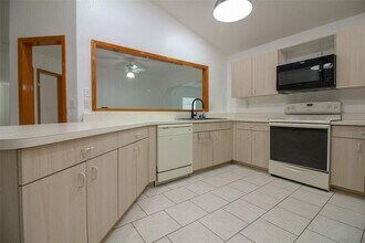 3150 Big Valley Dr in Lakeland, FL - Building Photo - Building Photo