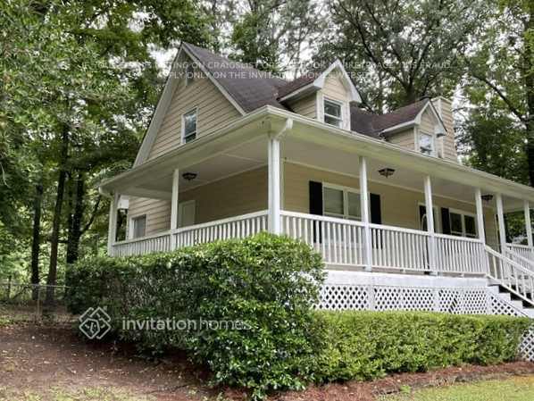 80 Oak Landing Ct in Douglasville, GA - Foto de edificio - Building Photo