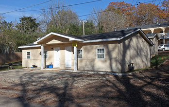 650 Allen St in Buford, GA - Building Photo - Building Photo