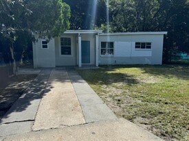 525 Sunset Dr in Orlando, FL - Building Photo