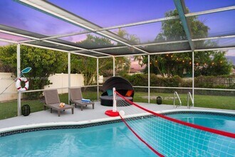 4110 Jefferson St in Hollywood, FL - Building Photo - Building Photo