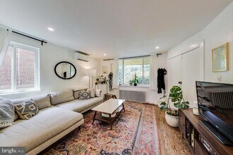 213 Hawaii Ave NE in Washington, DC - Building Photo - Building Photo