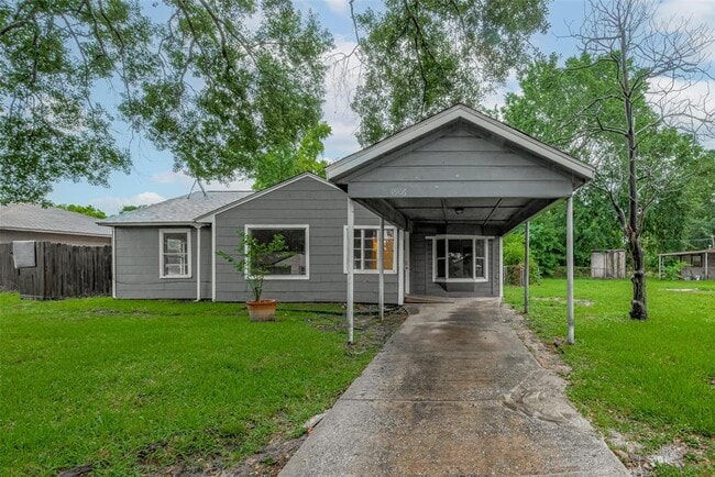 property at 4906 Larkspur St