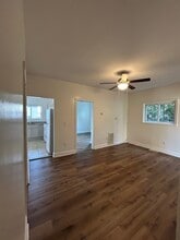 1202 W Elm St, Unit 1E in Scranton, PA - Building Photo - Building Photo