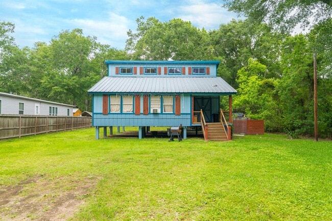 property at 3511 Trent Rd