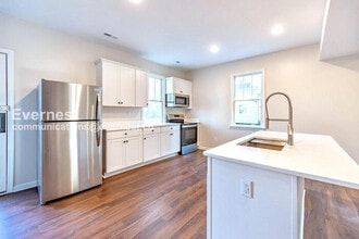 115 Pine St in Petersburg, VA - Building Photo - Building Photo