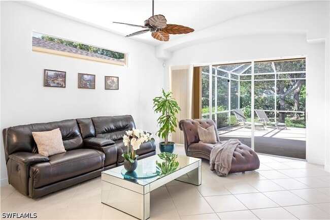 property at 8635 Ibis Cove Cir