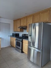 2531 Eucalyptus Way in San Bruno, CA - Foto de edificio - Building Photo