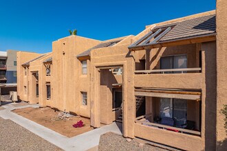 Silverwood Apartments in Tempe, AZ - Building Photo - Building Photo
