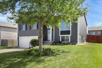 13713 S 44th St in Bellevue, NE - Building Photo - Building Photo