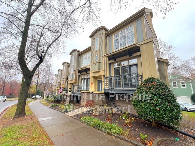 738 Garden District Dr in Charlotte, NC - Building Photo - Building Photo