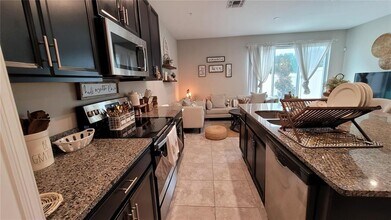 10556 Salt Grove St in Orlando, FL - Building Photo - Building Photo