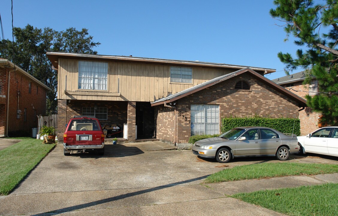 3737 Bunkerhill Dr in Metairie, LA - Building Photo