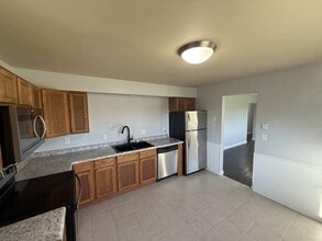 6383 Everest Dr in Madison, WI - Building Photo - Building Photo