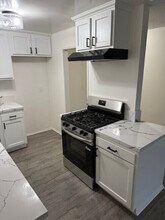 927 W 19th St in San Pedro, CA - Building Photo - Building Photo