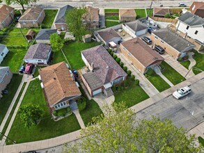 4223 W 82nd St in Chicago, IL - Building Photo - Building Photo