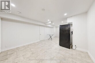 40 Aileen Rd in Markham, ON - Building Photo - Building Photo