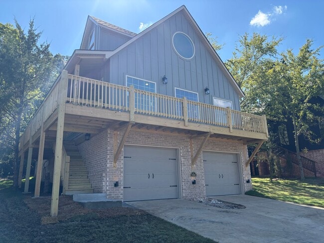 property at 362 N Mountain Ranch Rd