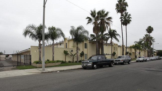 Morocco Apartments in Anaheim, CA - Building Photo - Building Photo