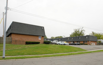 NorthPointe Townhomes in Columbus, OH - Building Photo - Building Photo