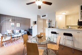 3212 Red River St in Austin, TX - Building Photo - Building Photo