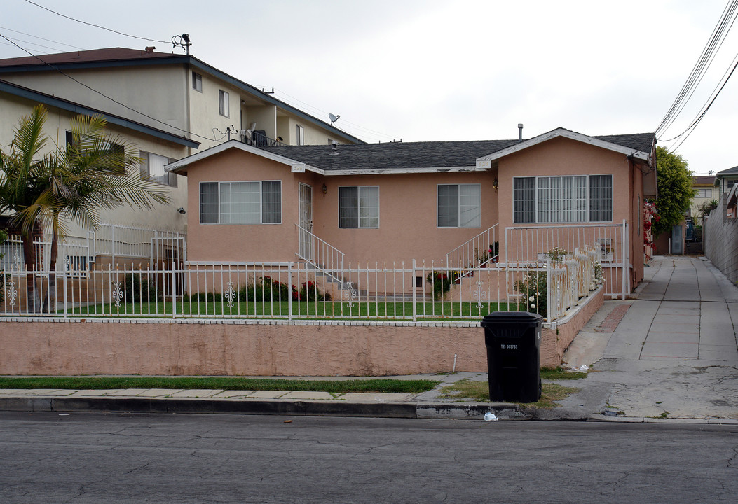 524-526 N Market St in Inglewood, CA - Building Photo