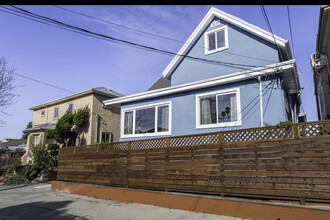 2045 Emerson St in Berkeley, CA - Foto de edificio - Building Photo