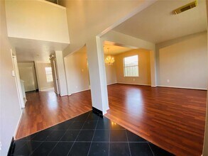 11019 Cayman Mist Dr in Houston, TX - Building Photo - Building Photo