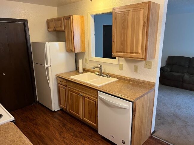 229 Monterey Way in Douglas, WY - Building Photo - Building Photo