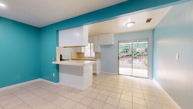 1617-1619 E Rumble Rd in Modesto, CA - Building Photo - Building Photo