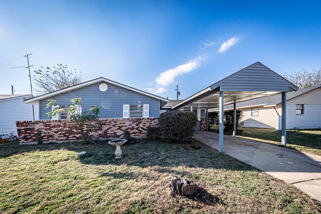 911 SW 35th St in Lawton, OK - Building Photo - Building Photo