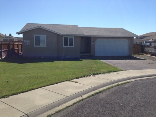 property at 1902 Yew St