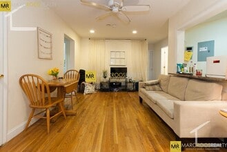 76 Egmont St, Unit 3 in Brookline, MA - Building Photo - Building Photo