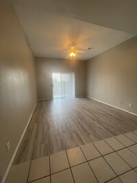 Alexis Apartments in Las Cruces, NM - Building Photo - Building Photo