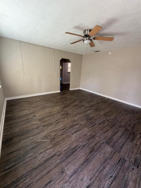 1810 E Poinsettia Ave in Tampa, FL - Building Photo - Building Photo