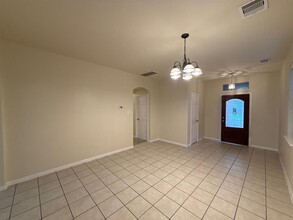 1702 Bonnyton Ln in Houston, TX - Building Photo - Building Photo