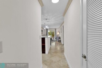 664 SE 20th Ave in Deerfield Beach, FL - Building Photo - Building Photo