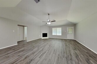 9123 Reagan Meadow Ct in Houston, TX - Building Photo - Building Photo