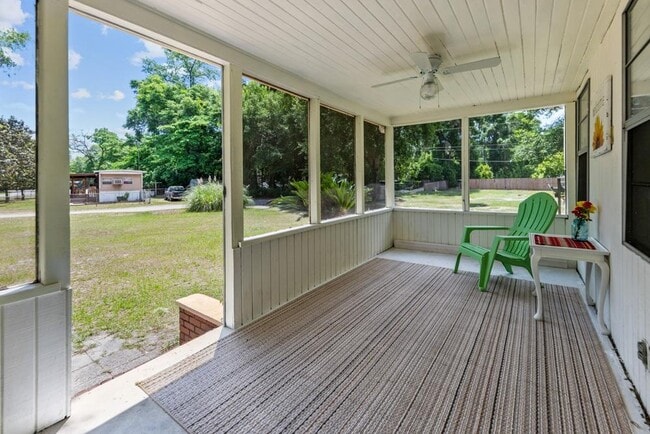 9285 Elgin Rd in Tallahassee, FL - Building Photo - Building Photo