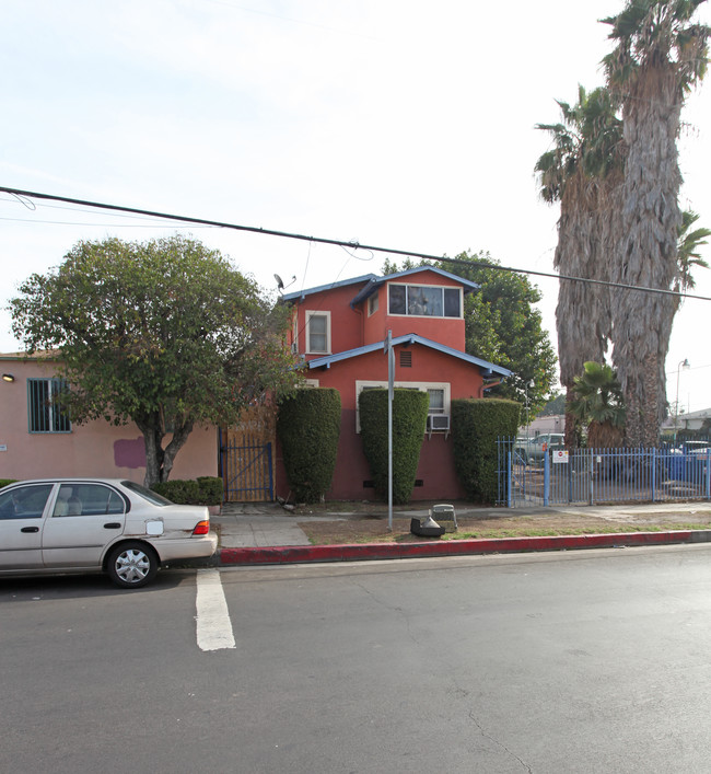 1310 N Serrano Ave in Los Angeles, CA - Building Photo - Building Photo