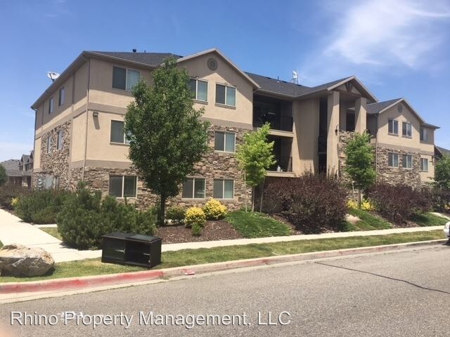 1019 Village River Ln in Midvale, UT - Building Photo