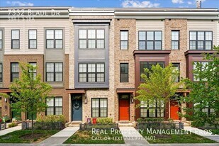 7332 Blade Dr in Falls Church, VA - Building Photo
