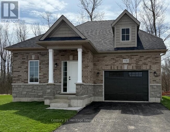 property at 736 Burwell St