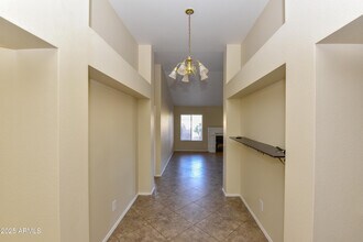 1360 N Brentwood Pl in Chandler, AZ - Building Photo - Building Photo