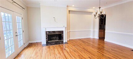 1288 Creekside Terrace SE in Smyrna, GA - Foto de edificio - Building Photo