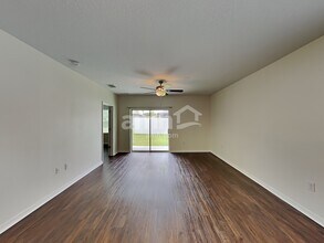 4117 Lindever Ln in Palmetto, FL - Foto de edificio - Building Photo