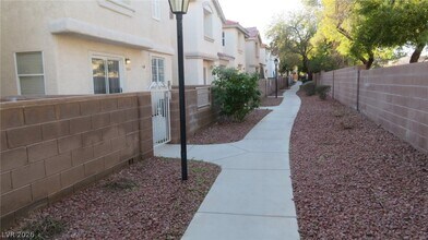 3014 Sunrise Bay Ave in North Las Vegas, NV - Building Photo - Building Photo